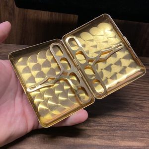 Vintage Made in USA Elgin American Dual Sided Cigarette Holder/ Case “Ruth”!